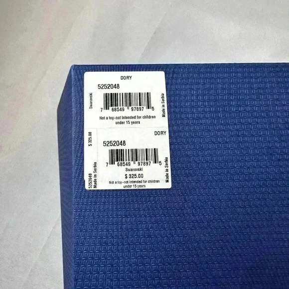 NWT - Swarovski Crystal Disney - Dory from Nemo Glass Figure - Picture 8 of 10